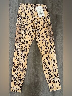 Fabletics Leopard Print Leggings with Mesh Side Pockets, NWT, XS